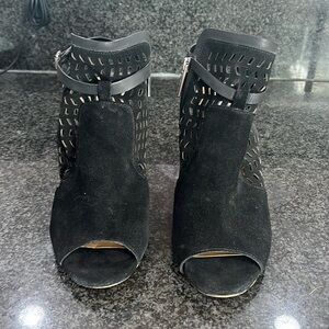 Woman’s shoes